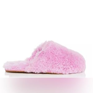 NEW!! Women's Maxi Curly Shearling Slippers, size 7